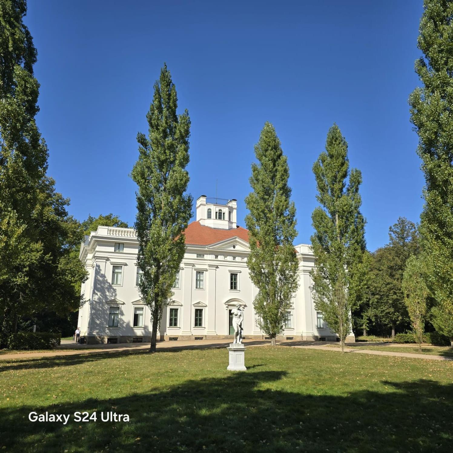City Apart - Fewo Klimaanlage Whirpool Panoramafenster 5 Personen Kulturdenkmal Dessau-Rosslau 外观 照片